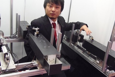 【CEATEC 14】慶大のセルフマッサージロボット、微妙な力加減を再現 画像