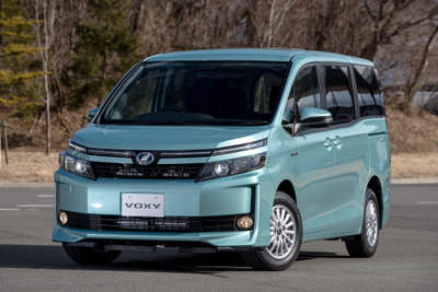 子どもが生まれる家族、4割がクルマの購入・買い替えを検討 画像