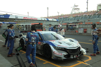 【SUPER GT 最終戦】もてぎ決戦の予選前日テスト…GT500のタイム上位には王者候補が並ぶ 画像