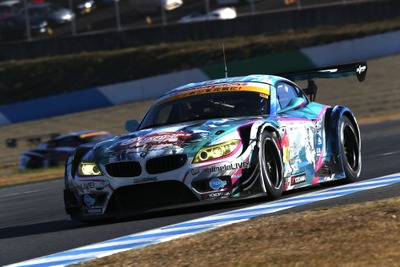 【SUPER GT 最終戦】GT300ドライバーズチャンピオンは初音ミク BMWの谷口&片岡 画像