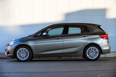 【BMW 2シリーズ アクティブツアラー 試乗】想像以上に軽快な加速、高い完成度はさすが…吉田匠 画像