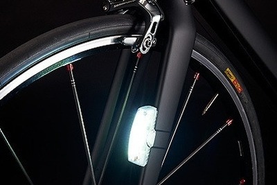 工具不要…ラバーバンドで取付ける面発光のLEDライト 画像