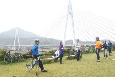瀬戸内海を自転車で渡る…しまなみ海道を走る「グラン・ツール・せとうち2015」 画像