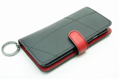 廃タイヤから生まれたiPhone 6ケースが発売…衝撃吸収性や防水性に優れる 画像