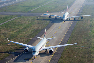 カタール航空、「A350XWB」初号機を受領…エアバス全ファミリー運航へ 画像