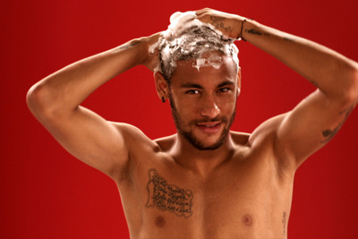 ネイマール、“ワールドクラス”の肉体美を披露！ 画像