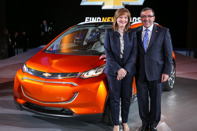 【デトロイトモーターショー15】シボレーの次世代EVコンセプト、BOLT …GM の環境車戦略を提示 画像