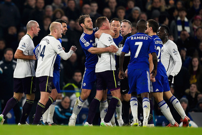 【プレミアリーグ】“噛みつき騒動” イバノビッチ選手の処分の甘さを記者が指摘するも、“歯が立たず” 画像