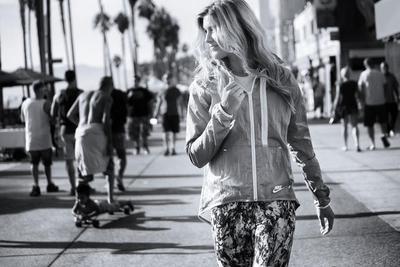 ナイキ、春に向け軽量アイテム投入 画像