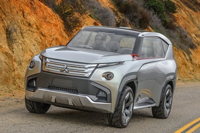 【シカゴモーターショー15】三菱 コンセプト GC-PHEV、北米初公開…将来の市販車の技術とデザインを提示 画像