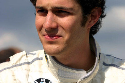 セナの甥が英F3を席巻 画像