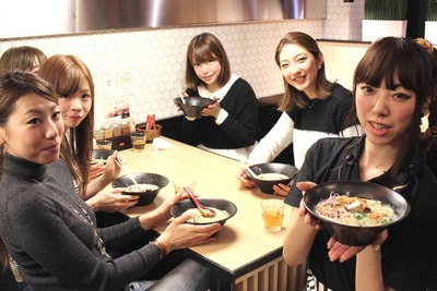 「ラーメン前の野菜ジュースが効く」…女性におすすめのラーメンの食べ方 画像