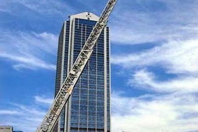 「静電気をなめたらアカン」セルフ式給油で…… 画像