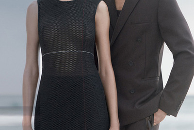 シリアス顔のオールバック男女が…カルバン・クラインの春キャンペーン 画像