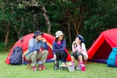コールマン、トレッキングに欠かせない「歩く」「休む」「運ぶ」に特化した新製品 画像