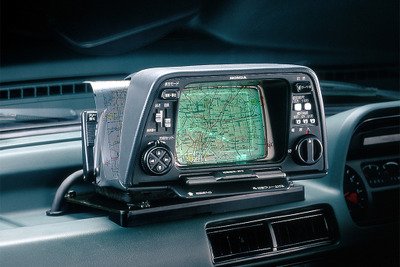 初の地図型ナビ「ホンダ・エレクトロ・ジャイロケータ」が電気技術顕彰を受賞 画像