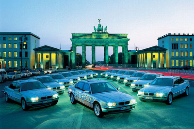 BMW、石油会社TOTALと協力して水素自動車普及 画像