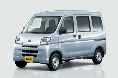 トヨタ、ピクシス バンを一部改良し燃費向上…MT車は17.2km/リットル 画像