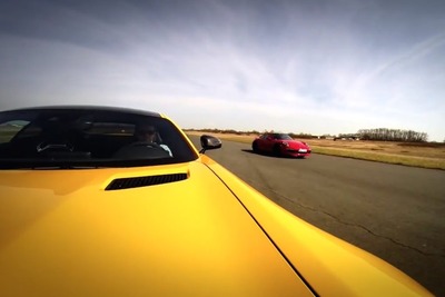 メルセデス-AMG GT、ポルシェ911 と加速競争［動画］ 画像