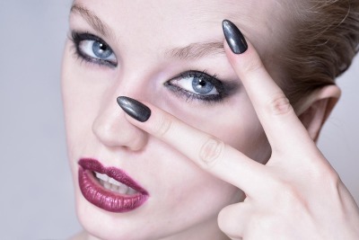 起床直後の行動調査…40代女性は「家を出るまで2時間」 画像