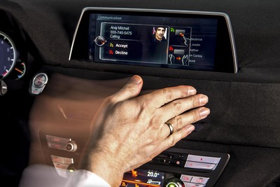BMW 7シリーズ 次期型、iDrive がジェスチャーに対応…初のタッチパネルも 画像