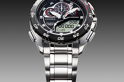 シチズン、1/1000秒計測可能なレーシングクロノグラフを発売 画像