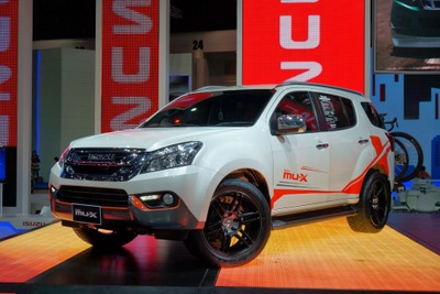 いすゞ・マレーシア、新型SUV「mu-X」を発表 画像