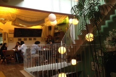 AC付きのレストランに限り5.6%のサービス税を適用…インド 画像