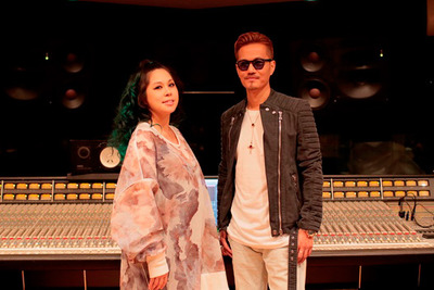 EXILE・ATSUSHIとAIが7年ぶりタッグ…子を宿しながらも熱唱 画像