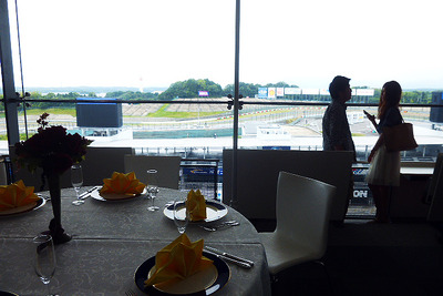 F1ドライバーと同じ料理をVIP空間で…鈴鹿サーキットで結婚式 画像