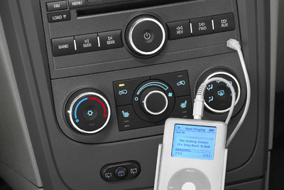 GMも全車種で iPod 対応へ---2007年 画像