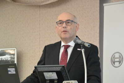 ボッシュ日本・ヴォルツ社長「2025年に新車の15%が電動パワートレイン備える」 画像