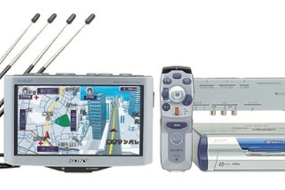 ソニー『NVX-M7000』---メモリースティックが車内進出 画像