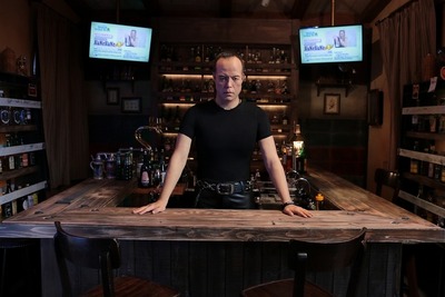 ドラマ『HERO』メンバーが通うバーをリアルに再現…USJに「あるよ」 画像