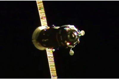 プログレス補給船、国際宇宙ステーション「ピアース」にドッキング成功 画像