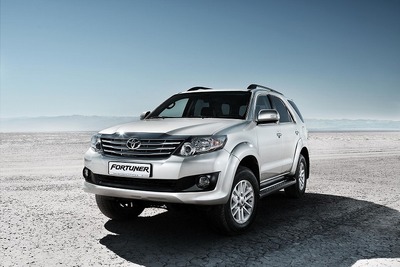 トヨタ の新興国向けSUV、フォーチュナー …新型をスクープ 画像