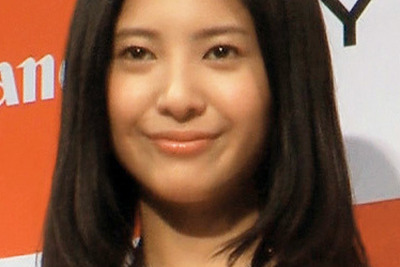 吉高由里子、中学時代に撮ったプリクラ披露…ファンが喰いつく 画像