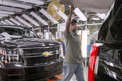 GM、米テキサス工場に投資…新型フルサイズSUV生産へ 画像