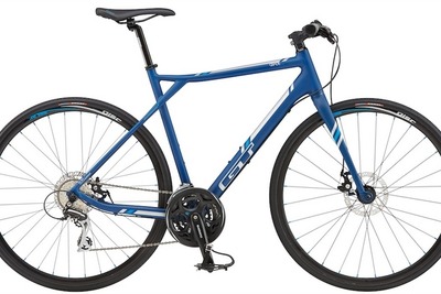 ダートでも街でも乗りやすい、フラットバー採用のGTニューモデル 画像