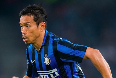 マツダCMでおなじみインテル長友の移籍先と噂されるクラブ判明 画像