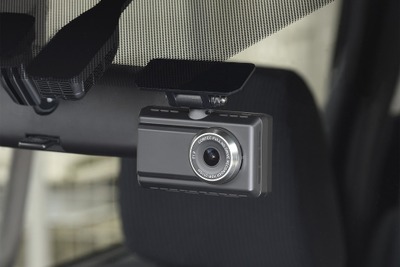 コムテック、F1.8大型レンズ搭載の高画質ドライブレコーダーを発売 画像