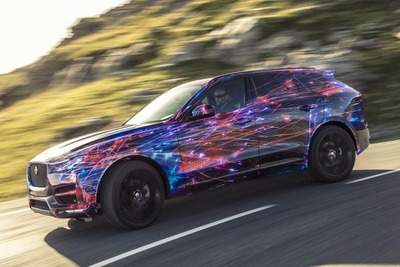 【フランクフルトモーターショー15】ジャガー 初のSUV「F-PACE」、新開発4WD採用へ 画像