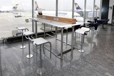 フランクフルト空港、無料コンセント5000口を設置…「ワークベンチ」設置も進行中 画像