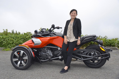 【Can-Am Spyder F3 / RT】デートにもOK? 女性が気になるポイントは 画像