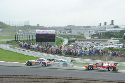 レースを間近で見られる鈴鹿の「激感エリア」とは 画像