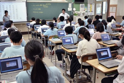 手書きシートを即デジタル化…新たな学習スタイルの横国大附属中 画像