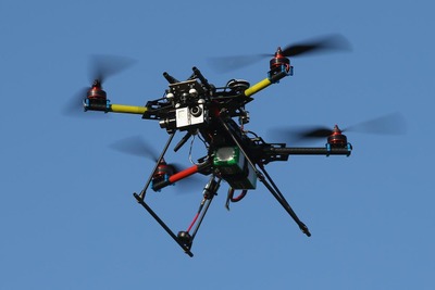 NICTなど、ドローンを安全に飛行させる通信技術を開発 画像