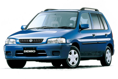 マツダ デミオ 国内累計生産台数 100万台達成 画像