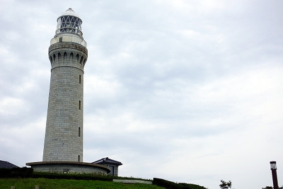 明治生まれの角島灯台、そのレンズの光を間近に見る…10月24日に夜間特別公開 画像