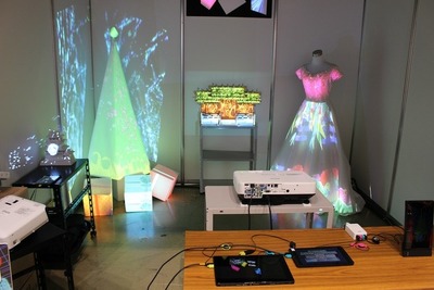 万能アプリが実現させた35万円からのプロジェクションマッピング 画像